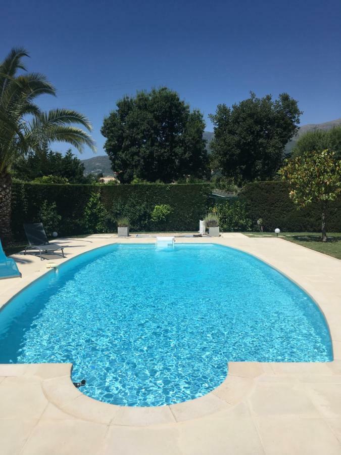 Charmante Villa Familiale Ванс Екстер'єр фото